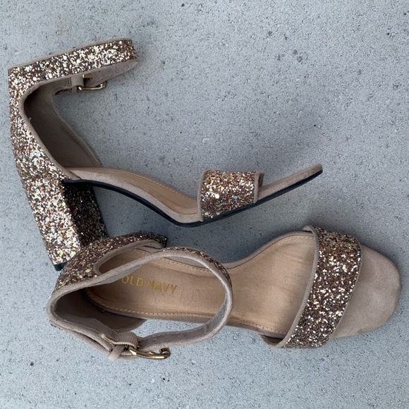 Old Navy Gold Glitter Block Heel Sandals - size 6 - Picture 5 of 6